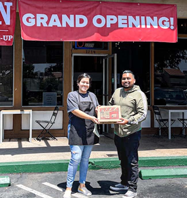 Restaurant-Owner-and-Digital-Marketing-Agency